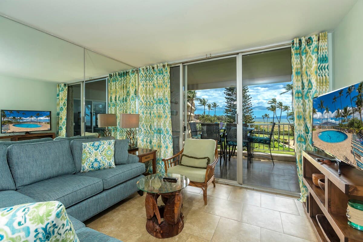 Condo in Kihei · ★4.6 · 2 bedrooms · 3 beds · 2 baths - Photo 5