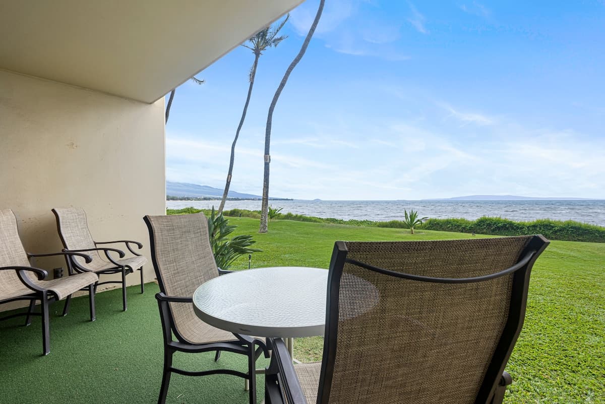 Condo in Kihei · ★5.0 · 1 bedroom · 2 beds · 1 bath - Photo 3