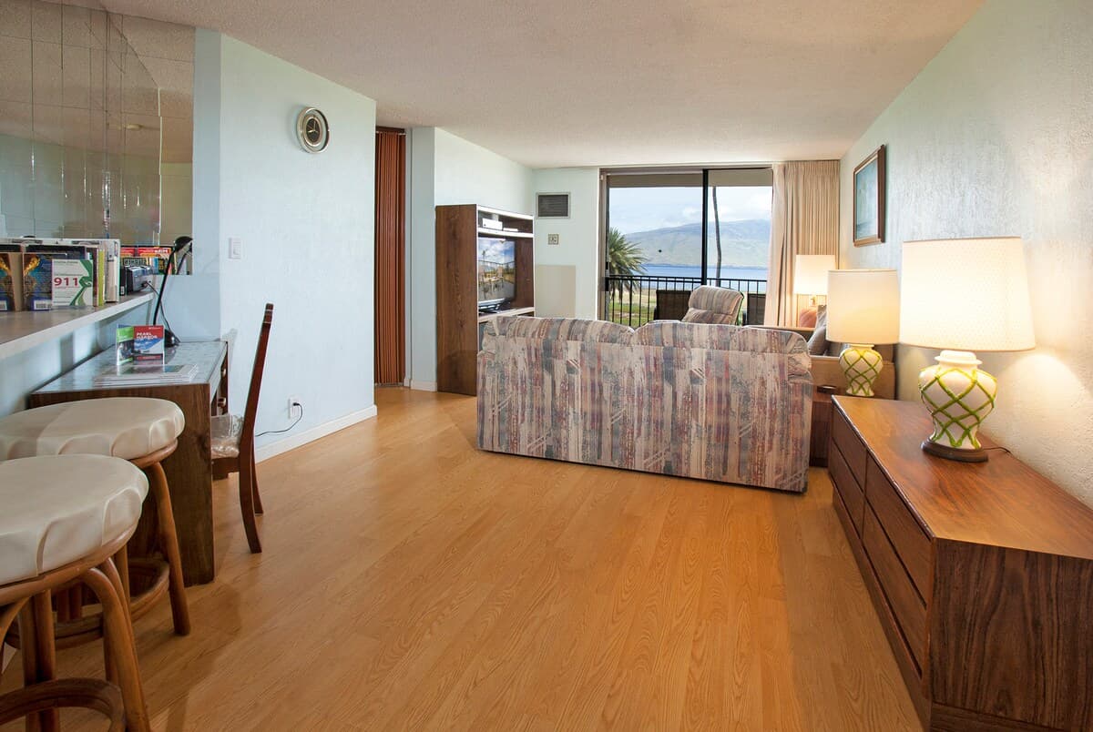 Condo in Kihei · ★4.25 · 1 bedroom · 2 beds · 1 bath - Photo 5