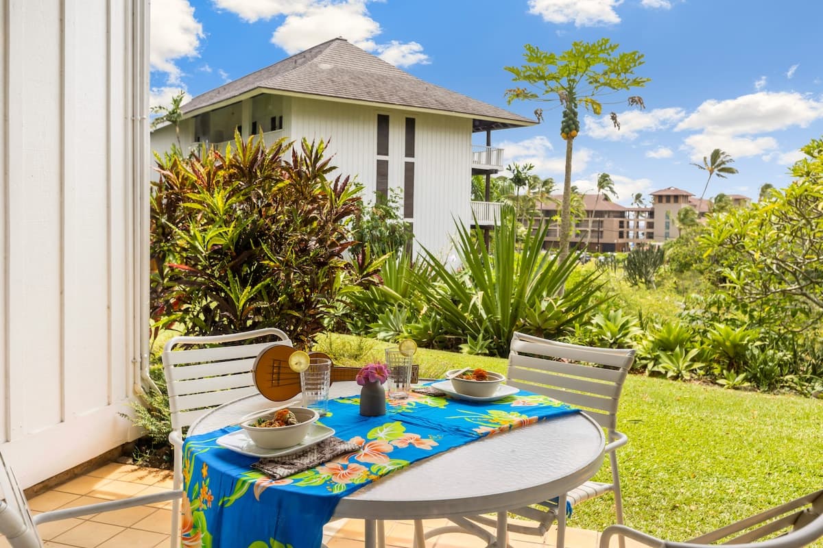 Condo in Koloa · ★4.56 · 1 bedroom · 2 beds · 1 shared bath - Photo 1