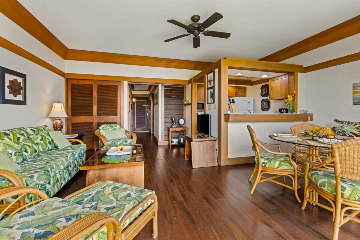 Condo in Koloa · ★4.56 · 1 bedroom · 2 beds · 1 shared bath - Photo 4