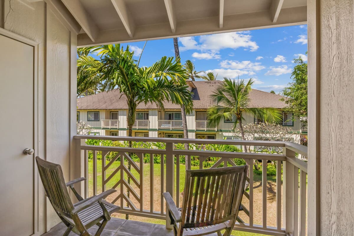 Townhouse in Koloa · ★4.86 · 4 bedrooms · 6 beds · 3 private baths - Photo 5