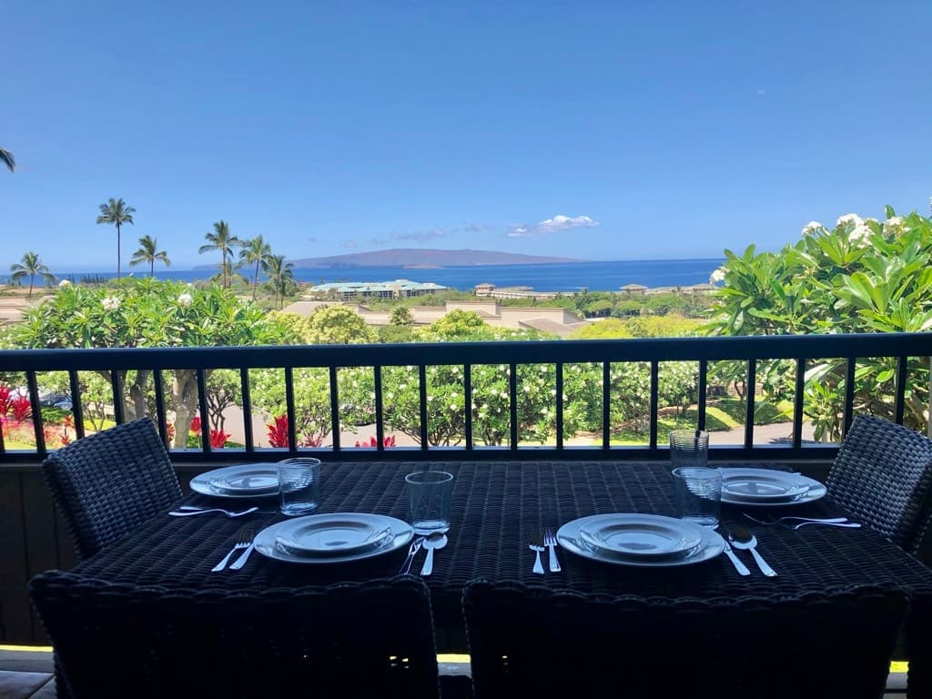 Condo in Kihei · ★4.8 · 2 bedrooms · 4 beds · 2 shared baths - Photo 1