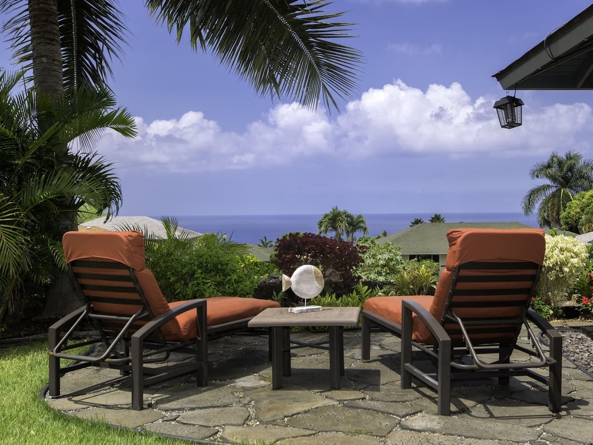 Home in Kailua-Kona · ★4.95 · 3 bedrooms · 4 beds · 2 baths - Photo 1