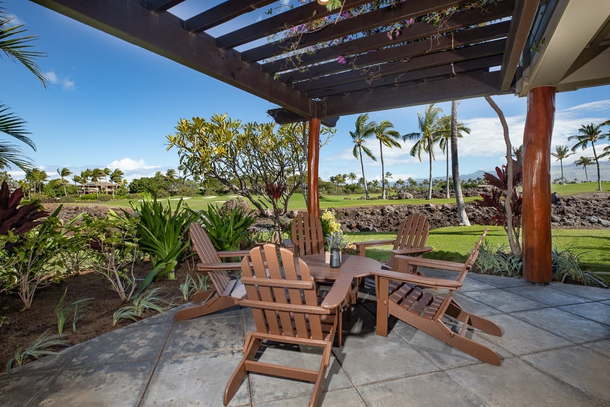 Condo in Waimea · ★4.91 · 3 bedrooms · 3 beds · 3 baths - Photo 1