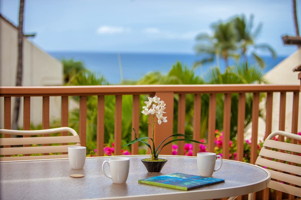 Condo in Kihei · ★4.82 · 2 bedrooms · 4 beds · 2 shared baths - Photo 1