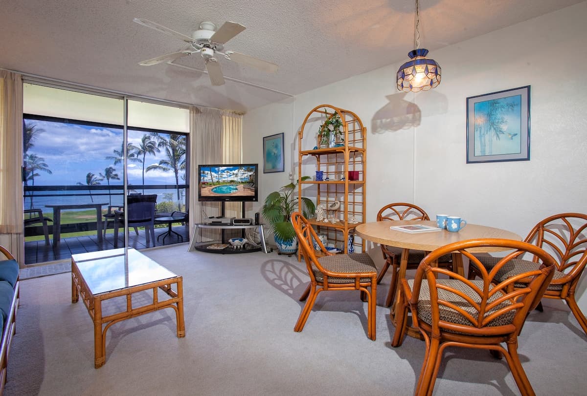 Condo in Kihei · ★4.6 · 1 bedroom · 2 beds · 1 shared bath - Photo 4