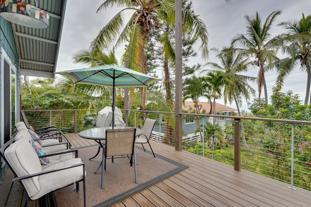 Home in Kailua-Kona · ★4.33 · 2 bedrooms · 3 beds · 1 shared bath - Photo 1