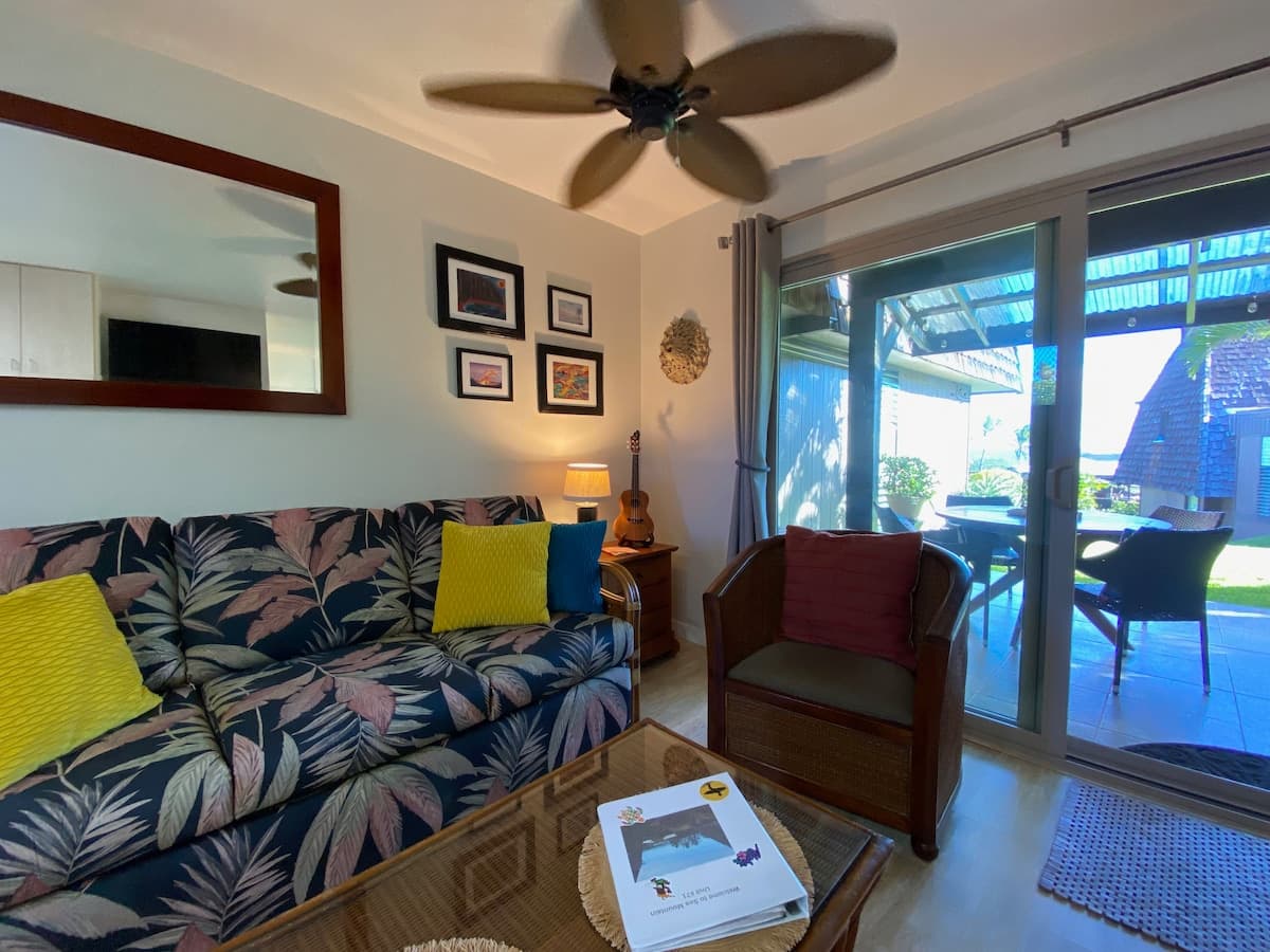 Condo in Pahala · ★4.76 · Studio · 2 beds · 1 shared bath - Photo 2