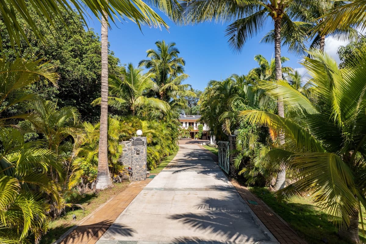 Home in Kihei · ★4.88 · 2 bedrooms · 3 beds · 2 baths - Photo 1