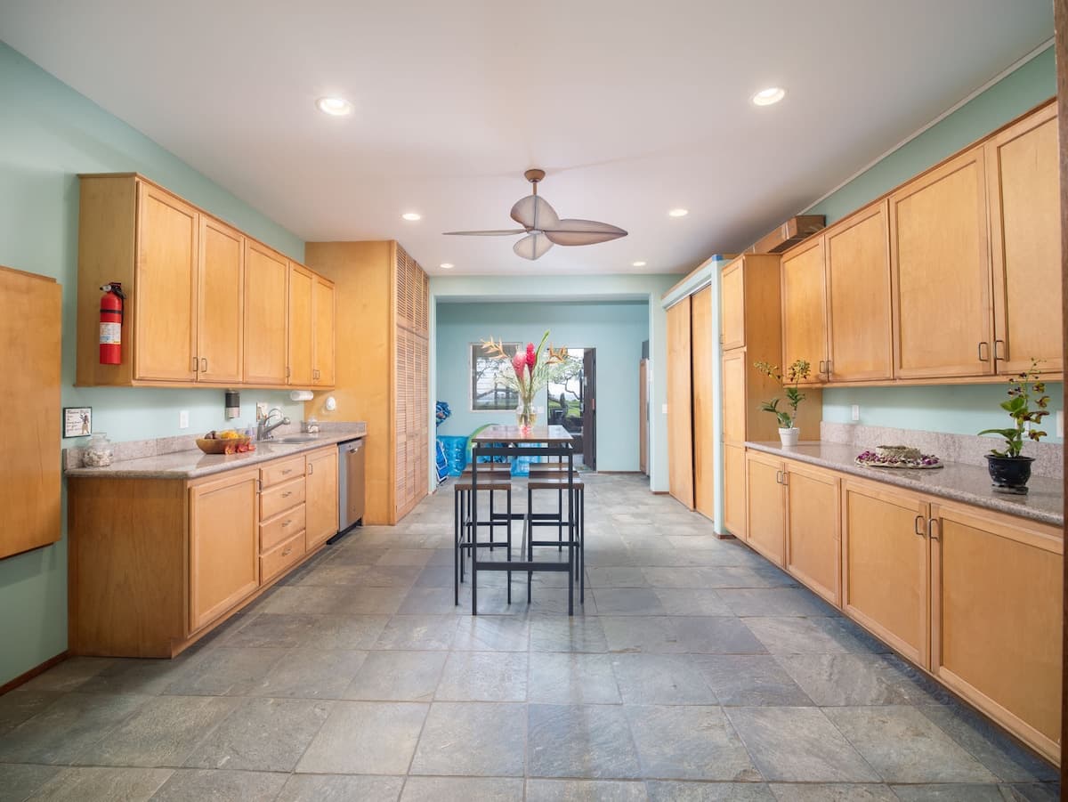 Home in Kihei · ★4.93 · 1 bedroom · 2 beds · 1 bath - Photo 4