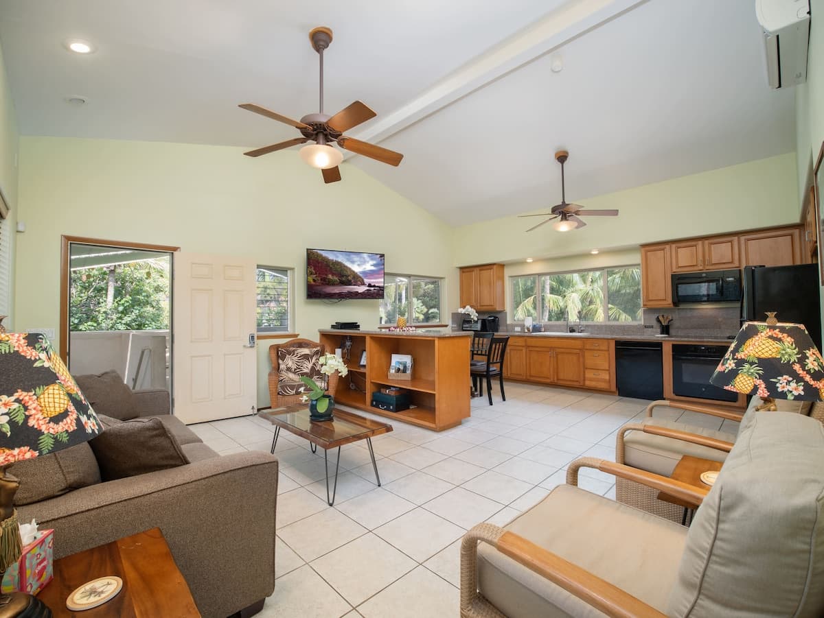 Home in Kihei · ★5.0 · 2 bedrooms · 3 beds · 2 baths - Photo 1