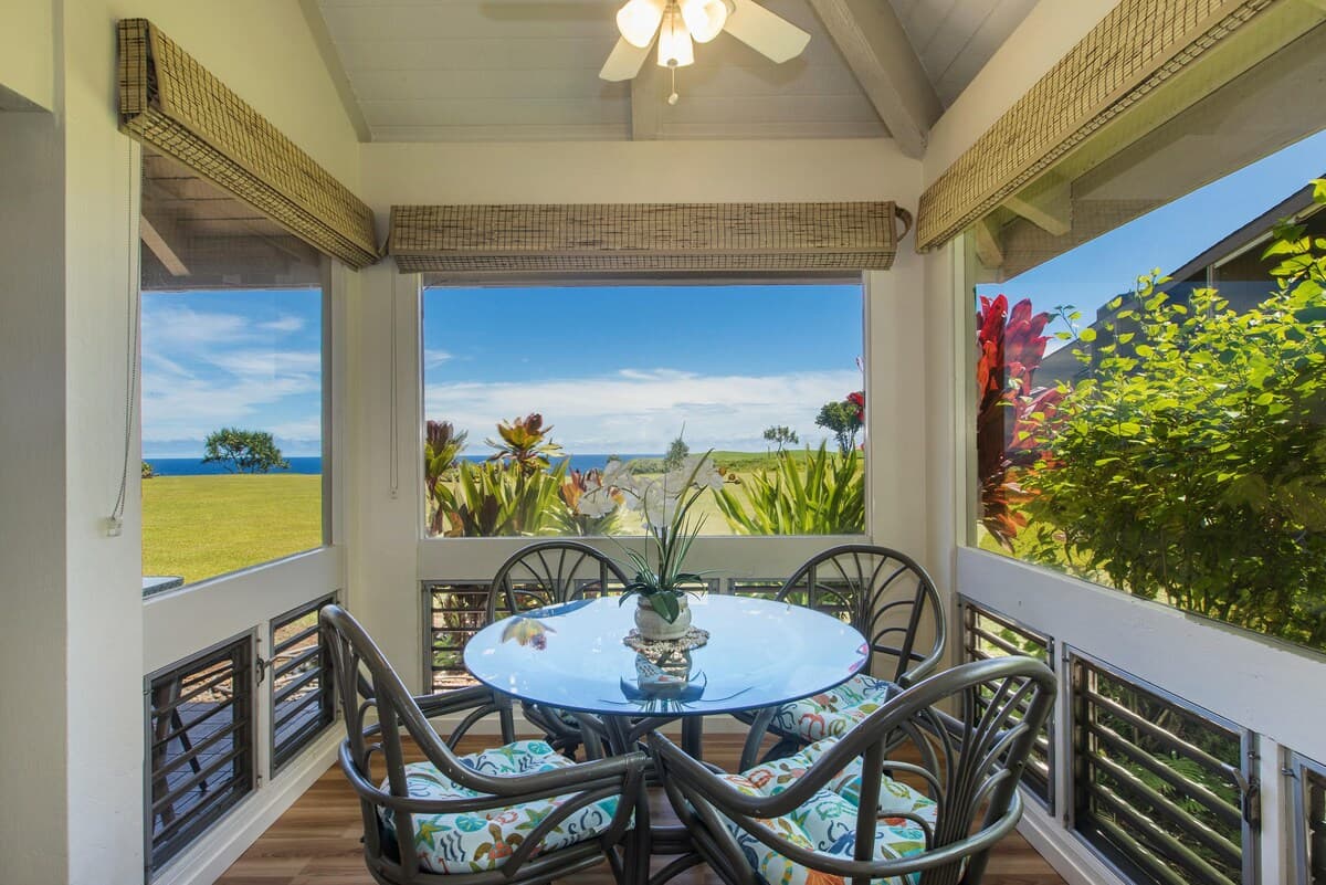 Condo in Princeville · ★4.71 · 1 bedroom · 2 beds · 2 private baths - Photo 5