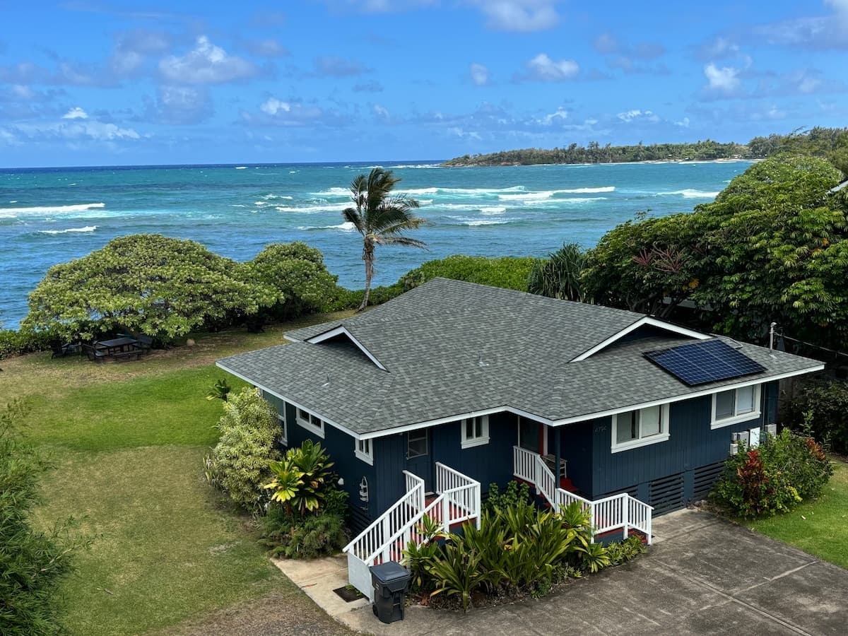 Home in Anahola · ★5.0 · 3 bedrooms · 4 beds · 2.5 baths - Photo 2