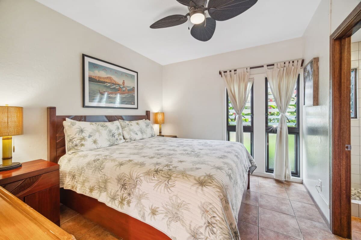 Condo in Lihue · ★4.8 · 1 bedroom · 2 beds · 1.5 private baths - Photo 4
