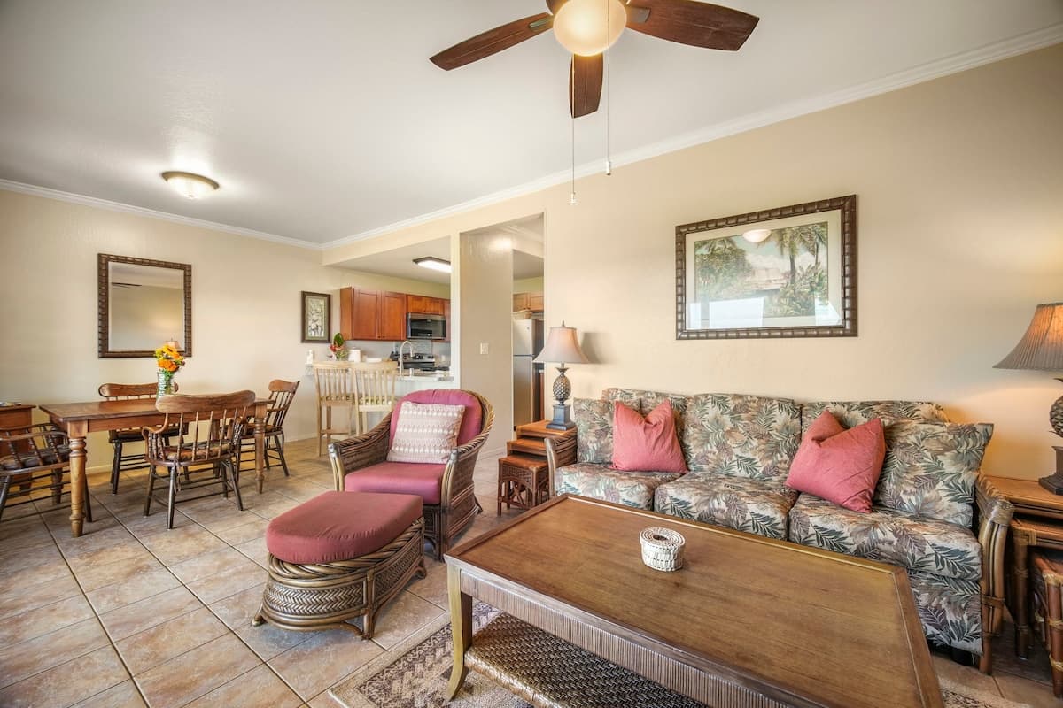 Condo in Lihue · ★4.91 · 1 bedroom · 2 beds · 1 private bath - Photo 5