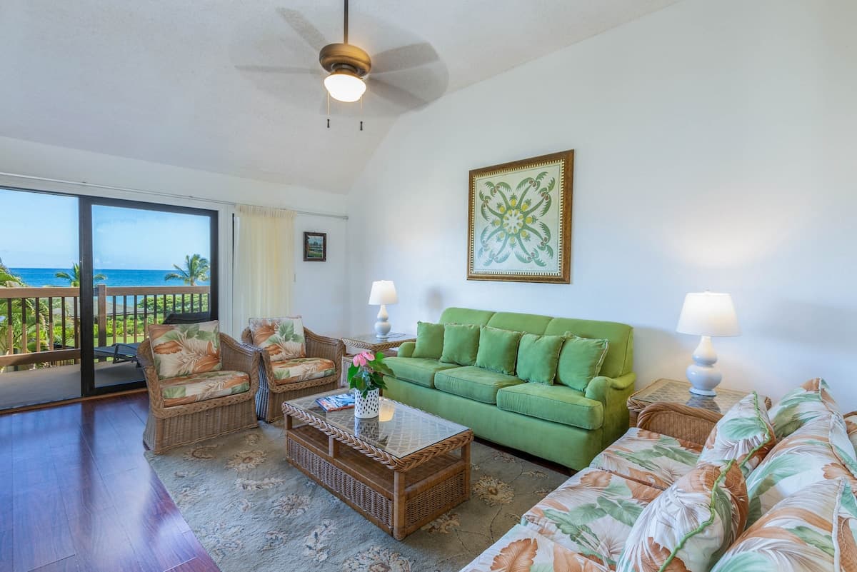 Condo in Lihue · ★4.63 · 1 bedroom · 2 beds · 1.5 private baths - Photo 1