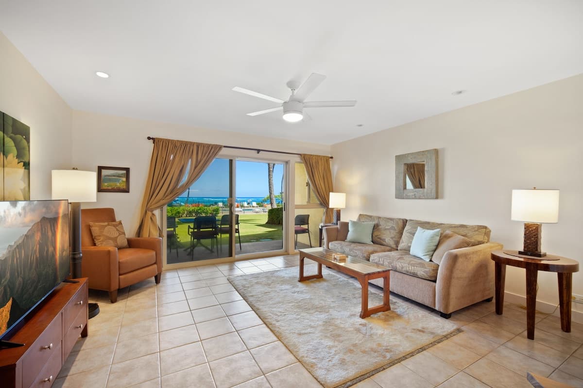 Condo in Kapaa · ★4.68 · 1 bedroom · 2 beds · 1 private bath - Photo 5