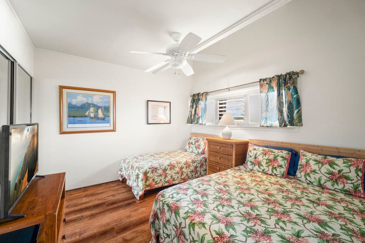 Condo in Kapaa · ★4.71 · 2 bedrooms · 4 beds · 2 private baths - Photo 2