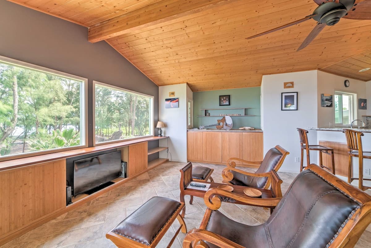 Home in Keaau · ★4.62 · 2 bedrooms · 2 beds · 2 baths - Photo 4