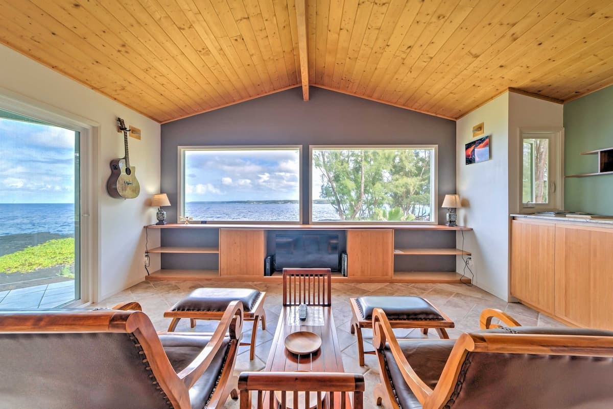 Home in Keaau · ★4.62 · 2 bedrooms · 2 beds · 2 baths - Photo 3