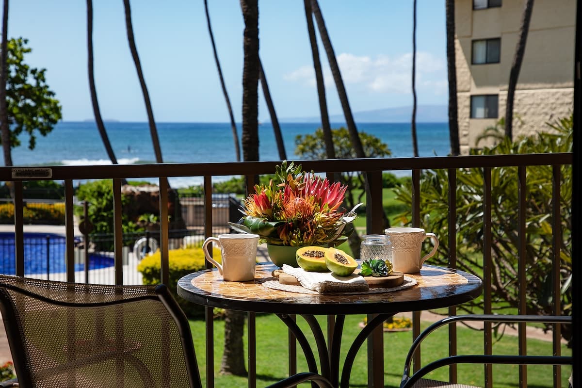 Kana'i A Nalu 212 Maui Condo Right on the Beach - Photo 2