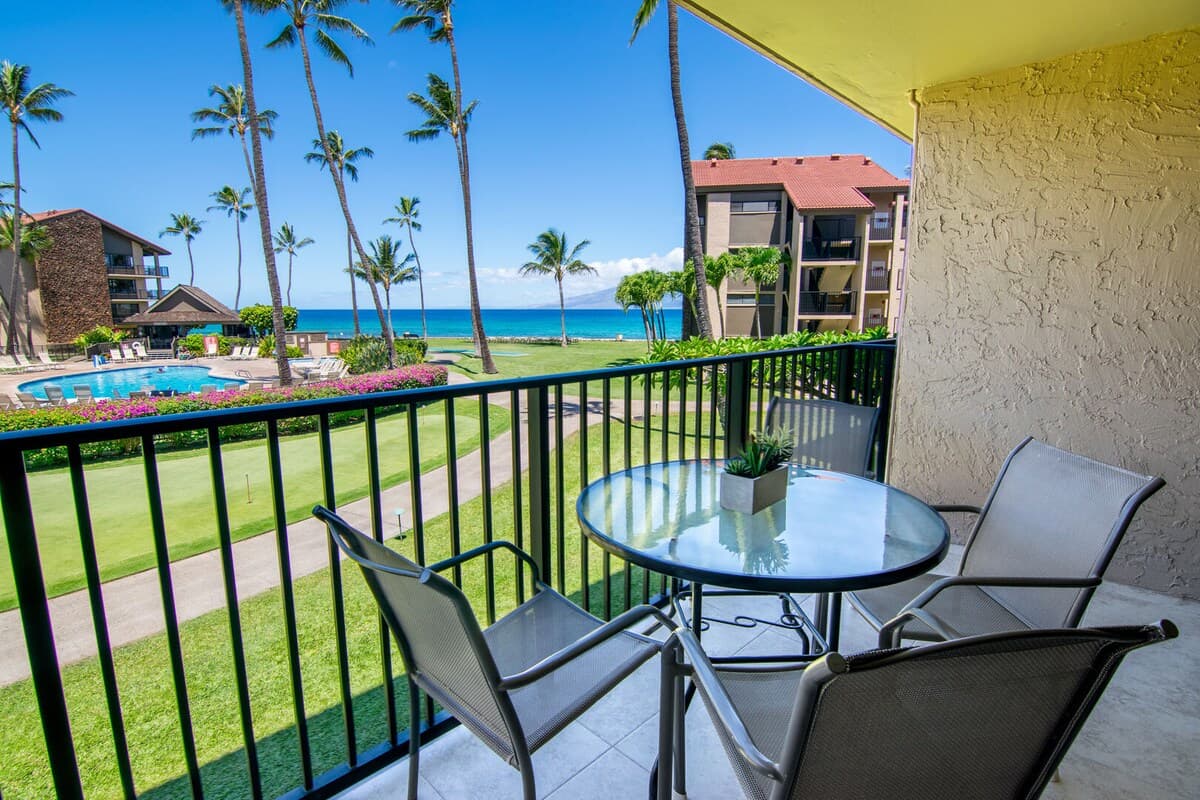 Condo in Lahaina · ★4.78 · 1 bedroom · 1 bed · 1 private bath - Photo 2