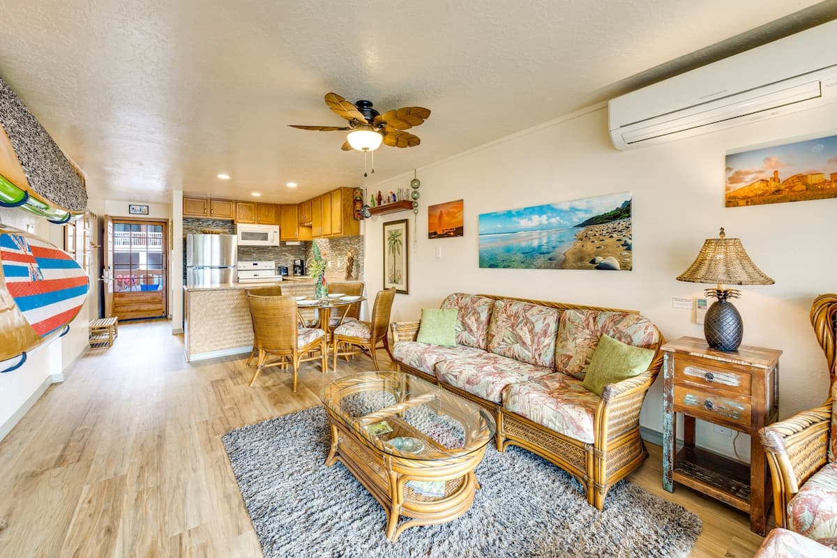 Condo in Lihue · ★4.85 · 2 bedrooms · 2 beds · 1.5 shared baths - Photo 5