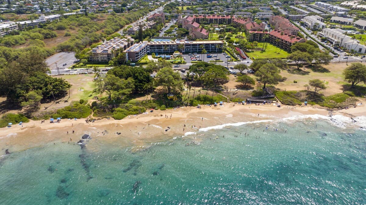 Condo in Kihei · ★4.67 · 1 bedroom · 2 beds · 2 baths - Photo 3