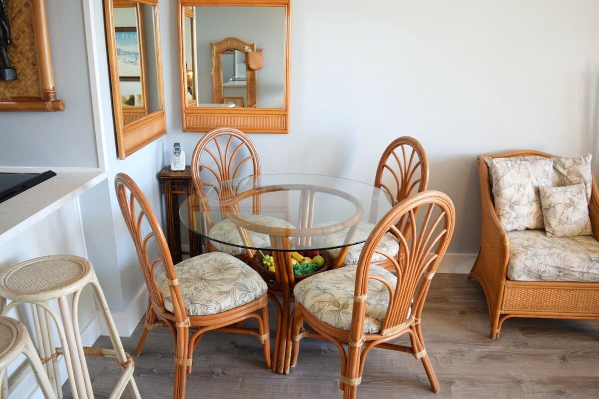 Condo in Kihei · ★5.0 · 1 bedroom · 2 beds · 1 private bath - Photo 5