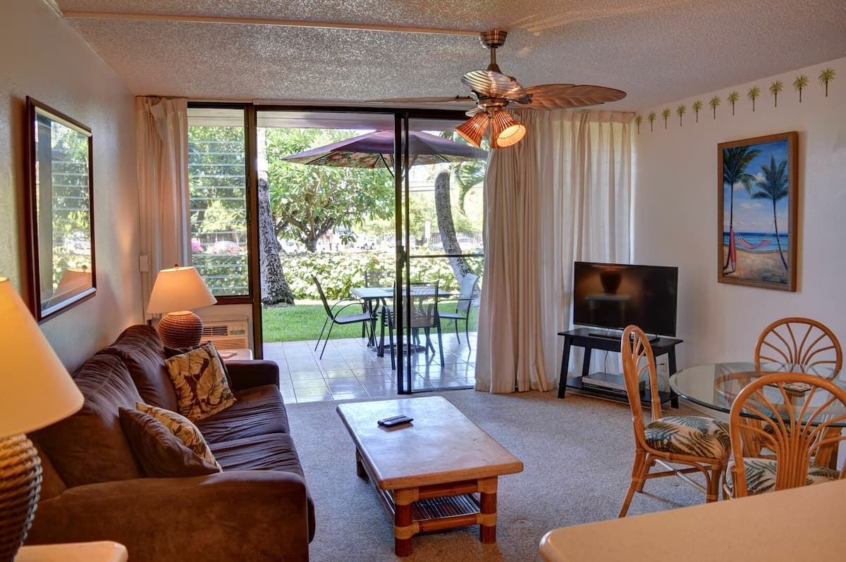 Condo in Kihei · ★4.17 · 1 bedroom · 2 beds · 1 bath - Photo 1