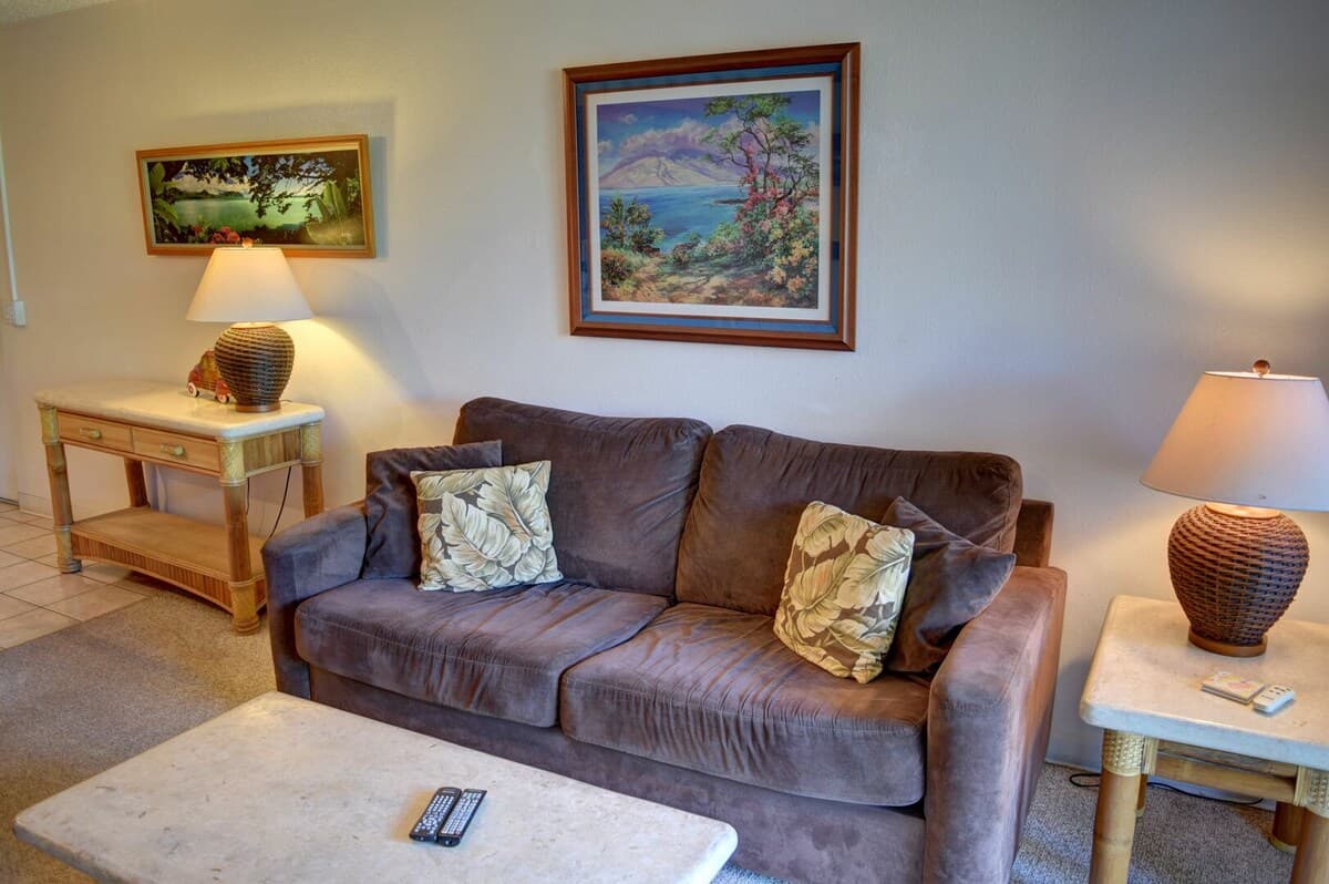 Condo in Kihei · ★4.17 · 1 bedroom · 2 beds · 1 bath - Photo 2