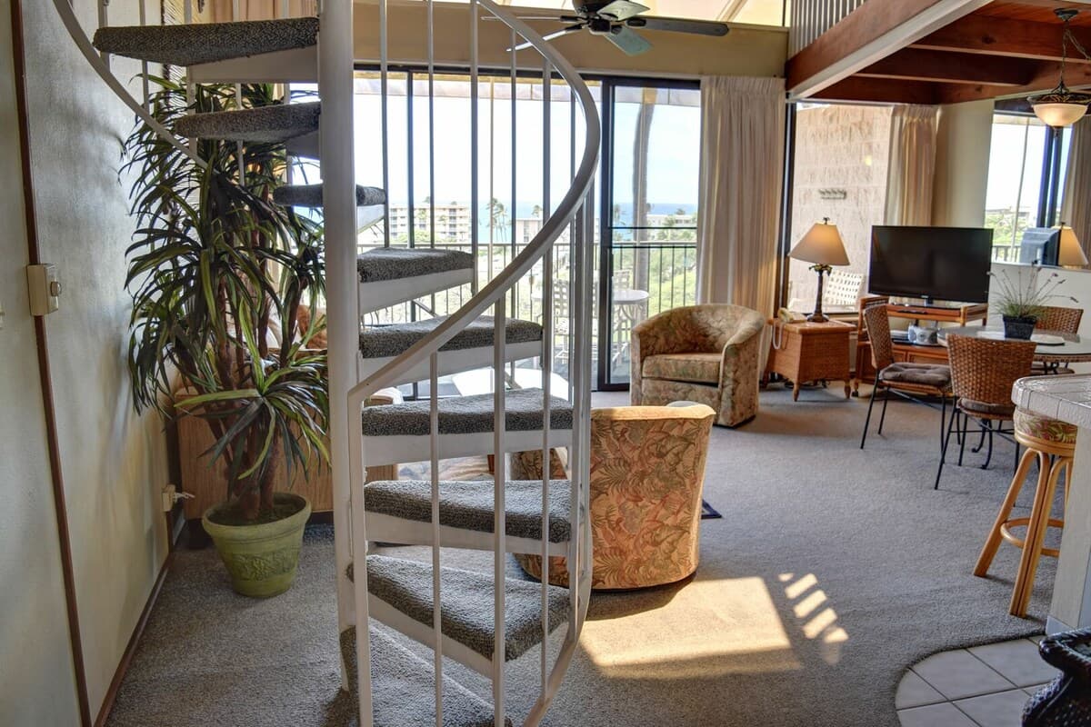 Condo in Kihei · ★4.77 · 2 bedrooms · 3 beds · 1 bath - Photo 5