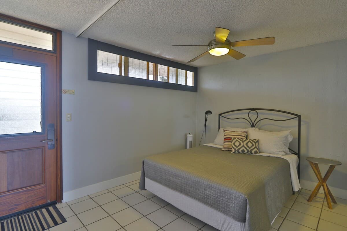 Condo in Kihei · ★4.29 · 1 bedroom · 2 beds · 1 bath - Photo 5