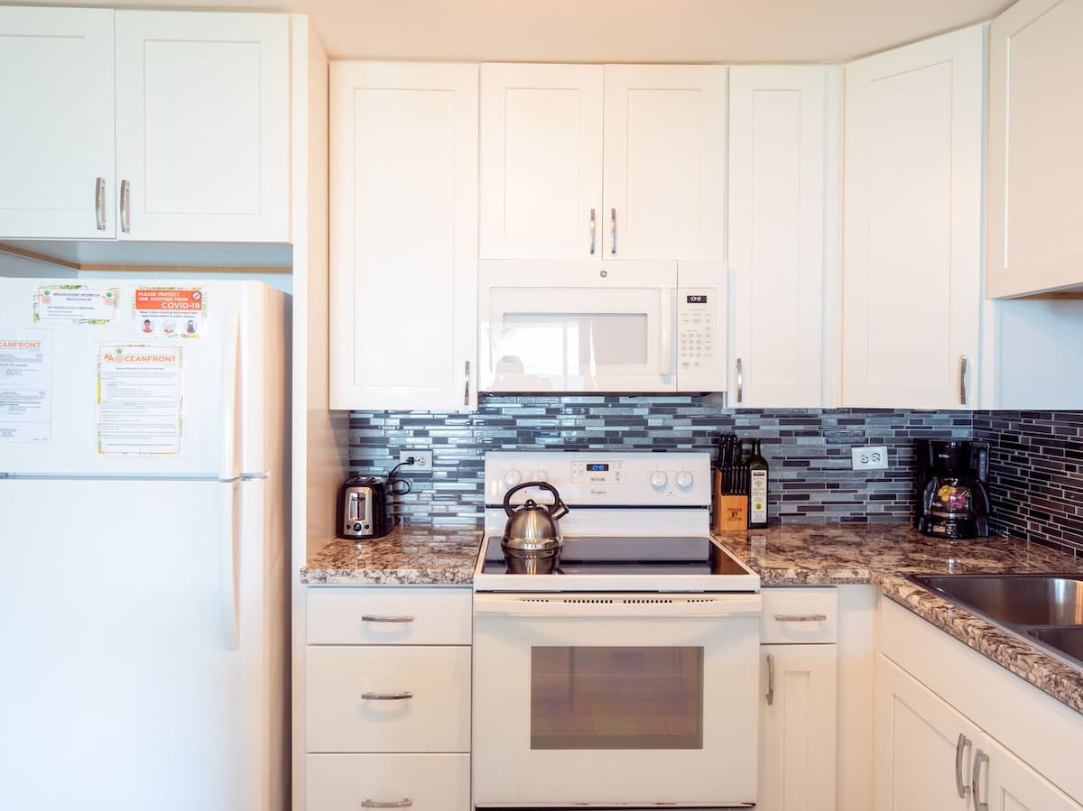 Condo in Kihei · ★4.41 · 2 bedrooms · 3 beds · 2 baths - Photo 5