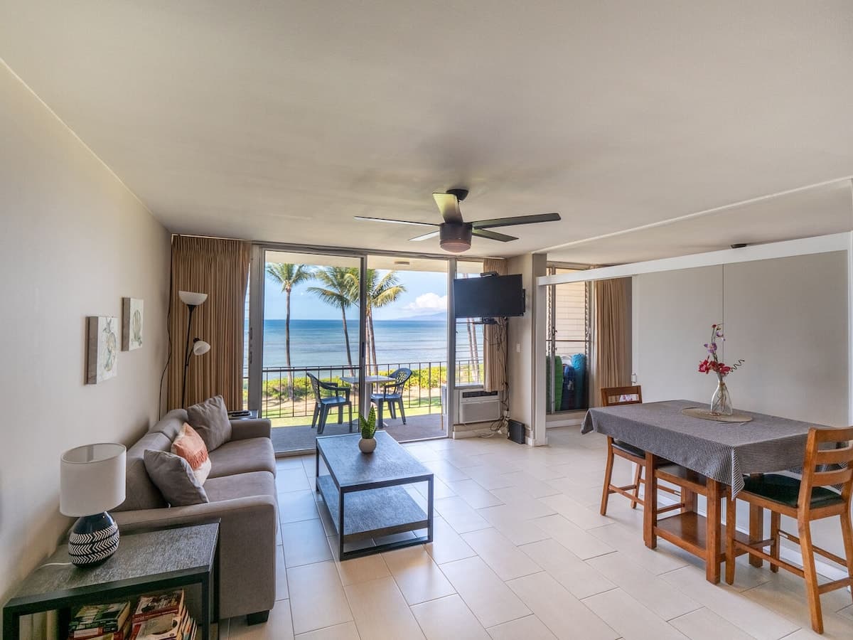 Condo in Kihei · ★4.41 · 2 bedrooms · 3 beds · 2 baths - Photo 1