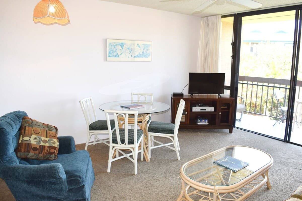 Condo in Kihei · ★4.14 · 1 bedroom · 1 bed · 1 bath - Photo 2