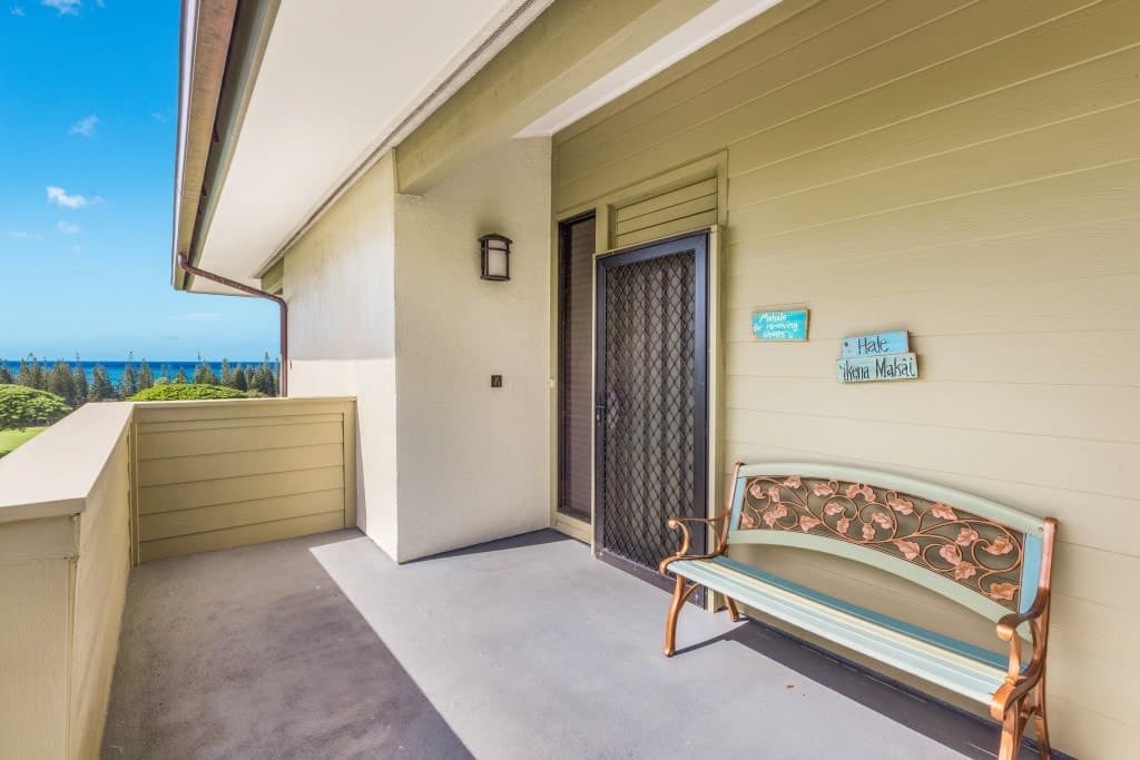 Villa in Lahaina · ★5.0 · 1 bedroom · 1 bed · 1.5 baths - Photo 3