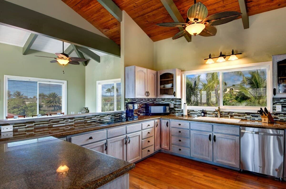 Condo in Koloa · ★4.84 · 3 bedrooms · 4 beds · 2 private baths - Photo 5
