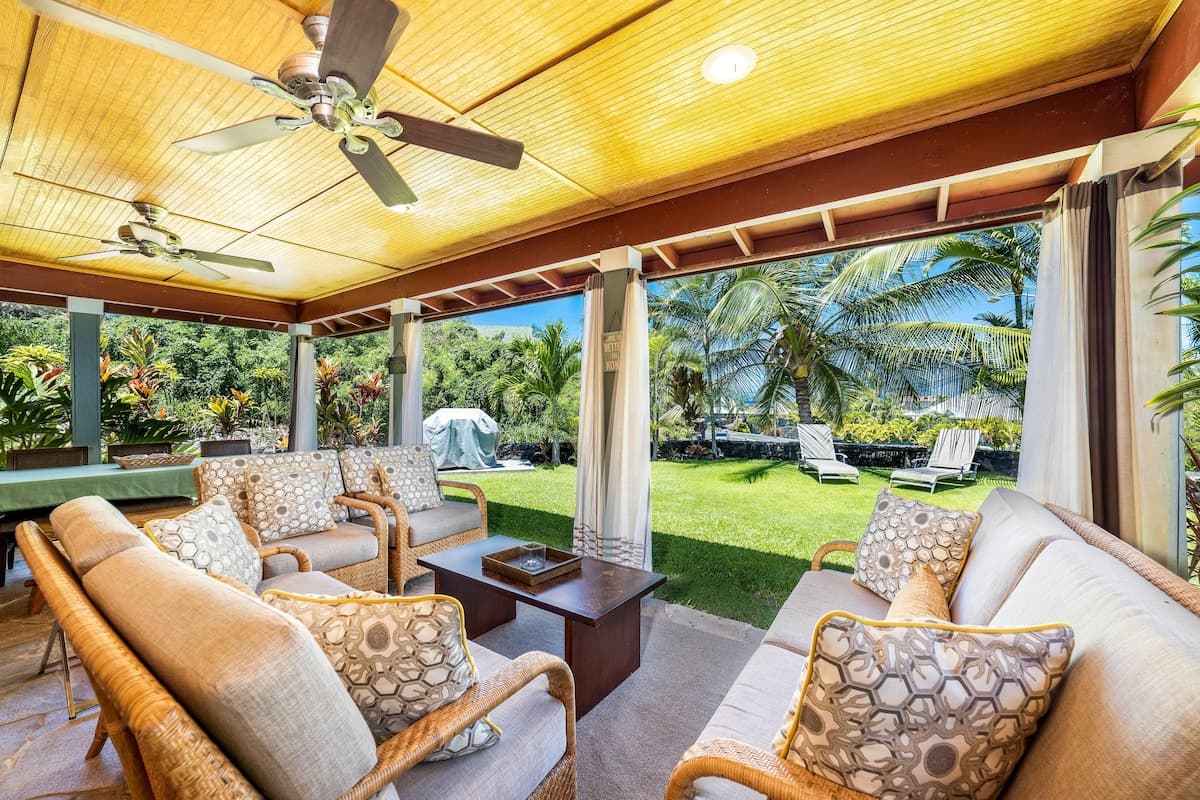 Family-Friendly 4BR Oasis by Magic Sands - Photo 4