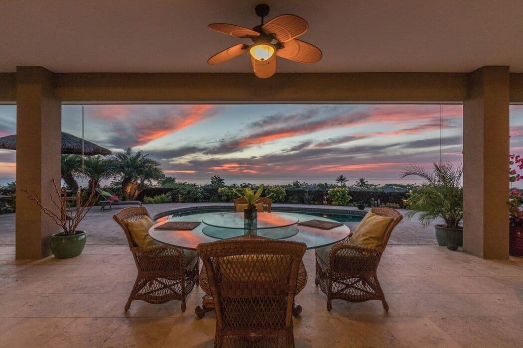 Home in Kailua-Kona · ★5.0 · 5 bedrooms · 6 beds · 4.5 baths - Photo 2