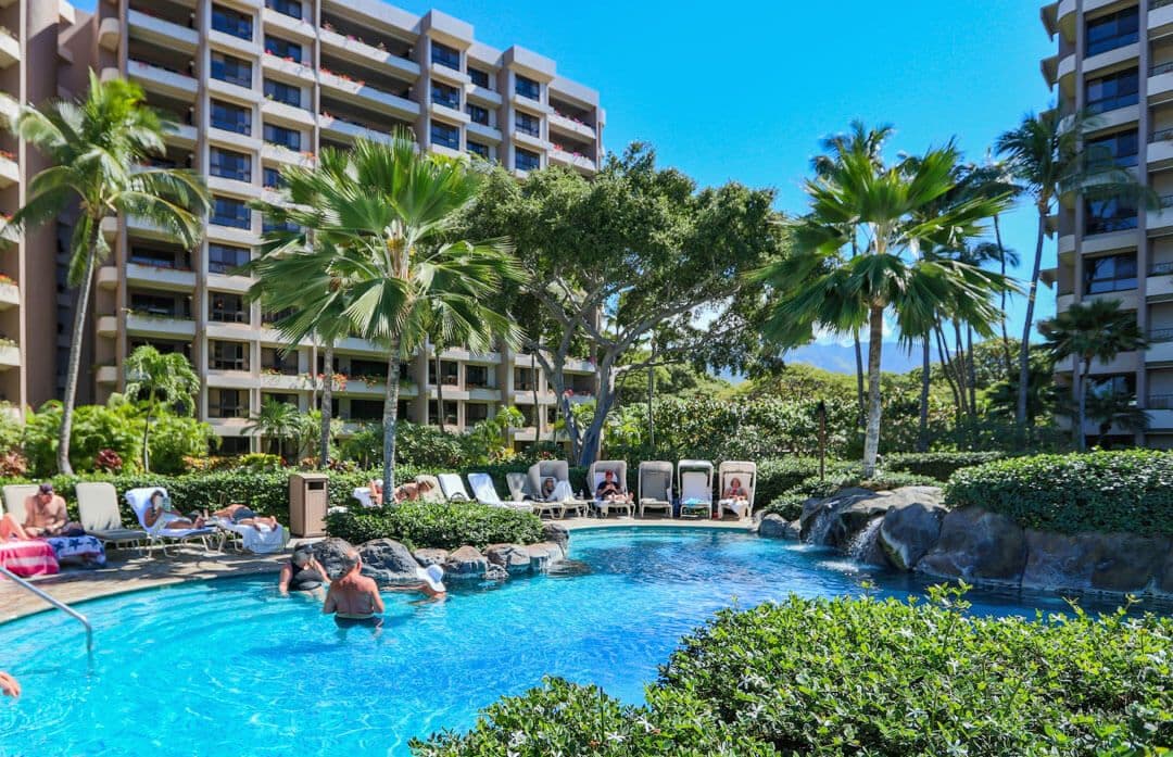 Condo in Lahaina · ★4.62 · 2 bedrooms · 3 beds · 2 baths - Photo 4