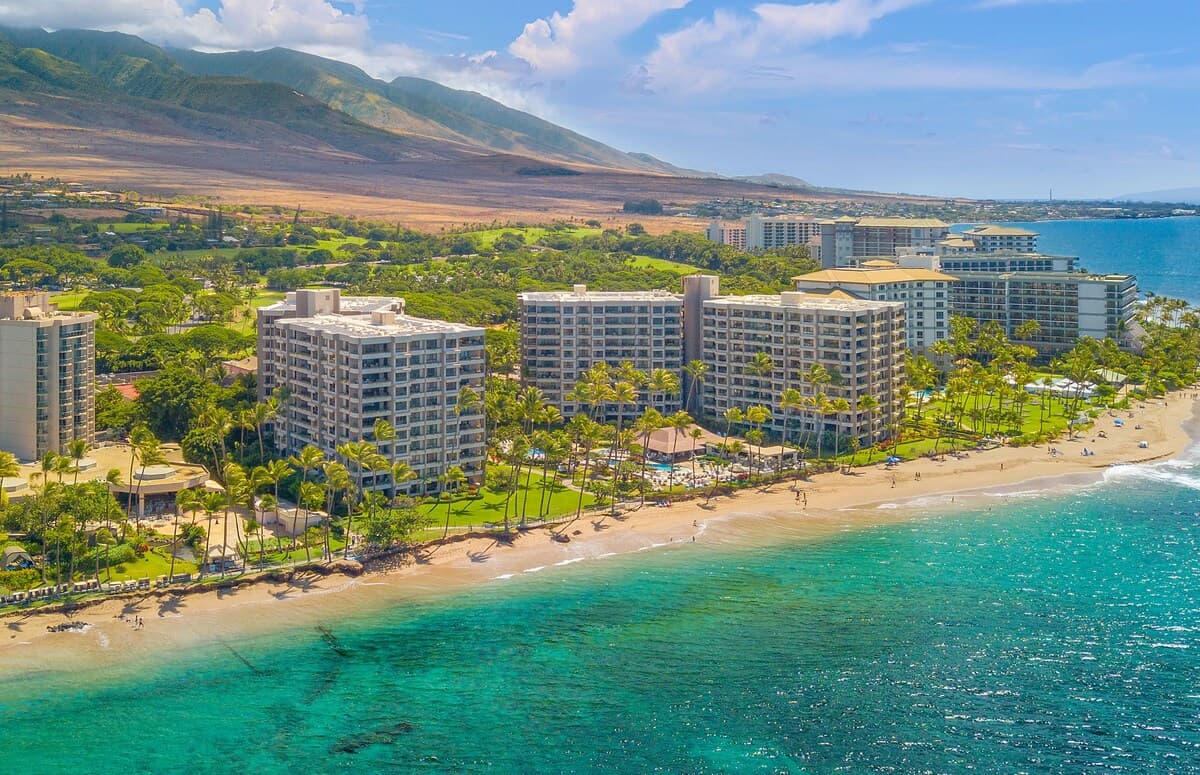 Condo in Lahaina · ★4.62 · 2 bedrooms · 3 beds · 2 baths - Photo 1