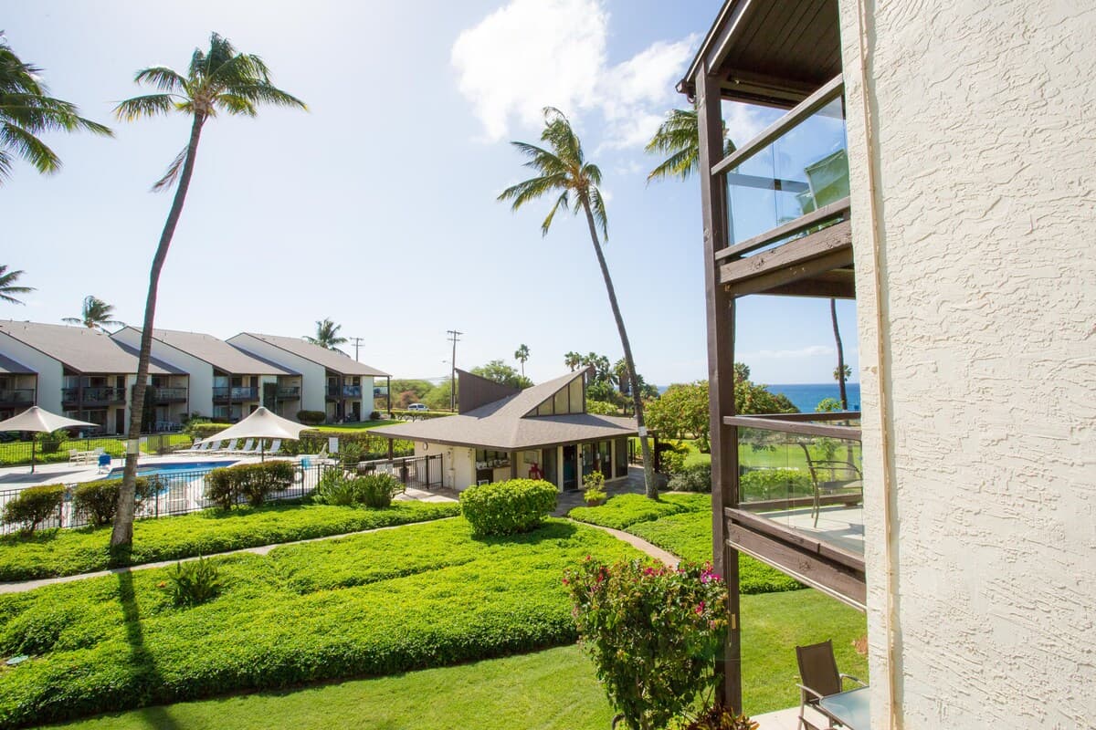 Condo in Kihei · ★4.8 · 1 bedroom · 2 beds · 1 bath - Photo 2