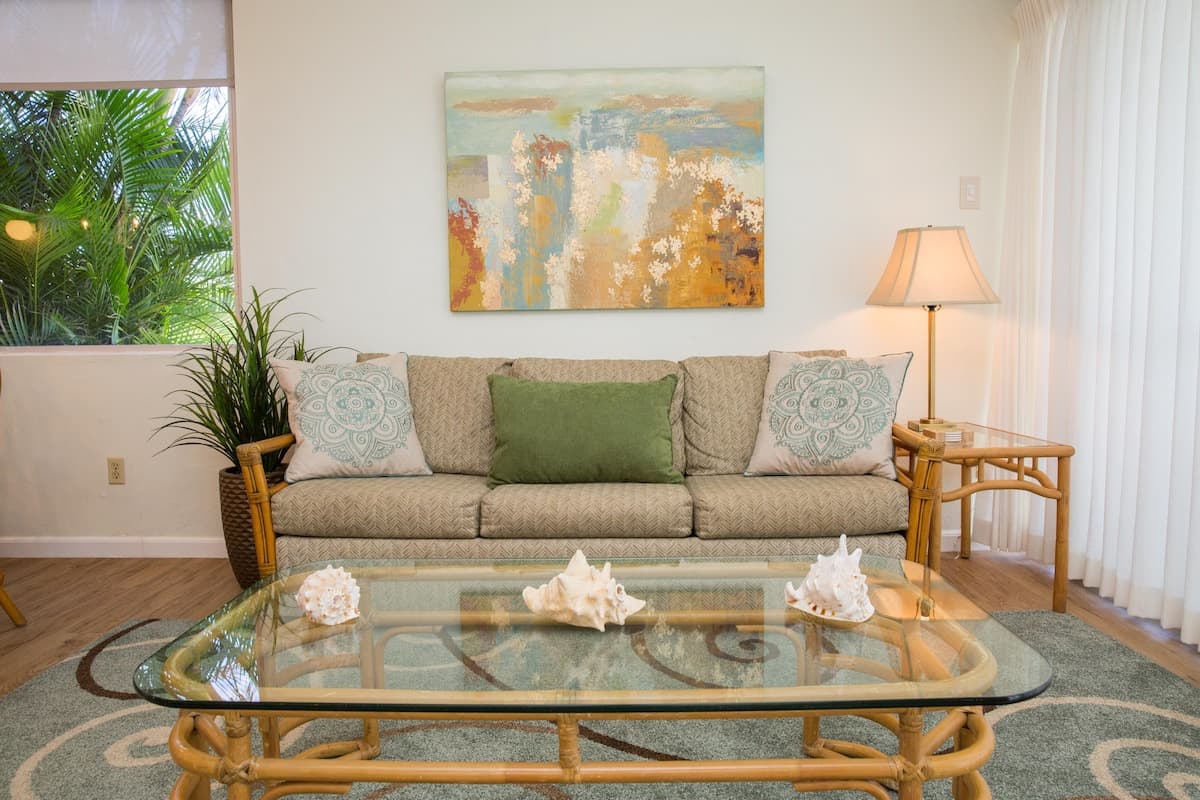 Condo in Kihei · ★4.5 · 1 bedroom · 2 beds · No bathroom - Photo 5