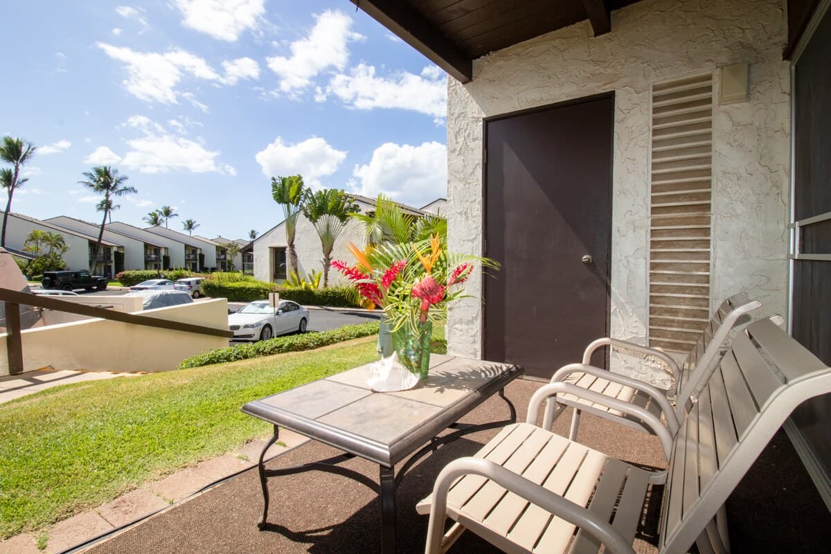 Condo in Kihei · ★4.67 · 1 bedroom · 2 beds · 1 bath - Photo 3
