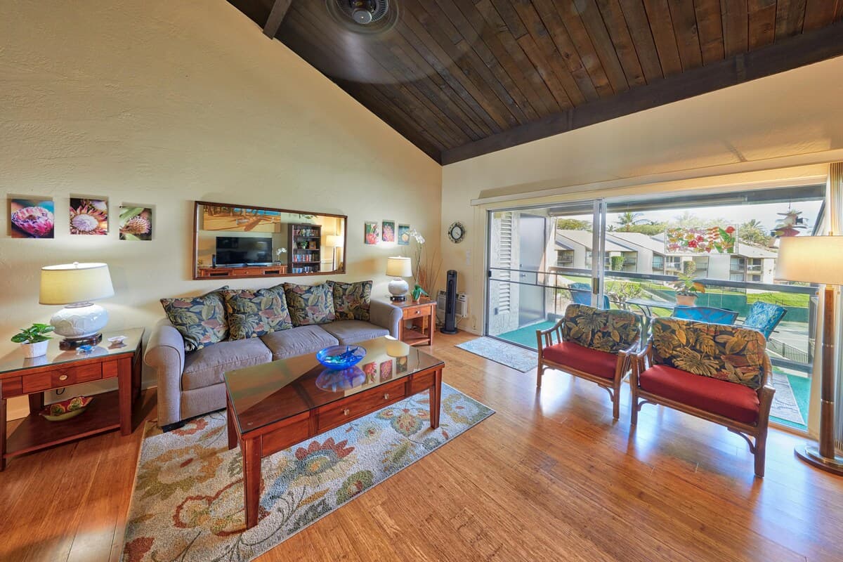 Condo in Kihei · ★4.25 · 2 bedrooms · 3 beds · No bathroom - Photo 2