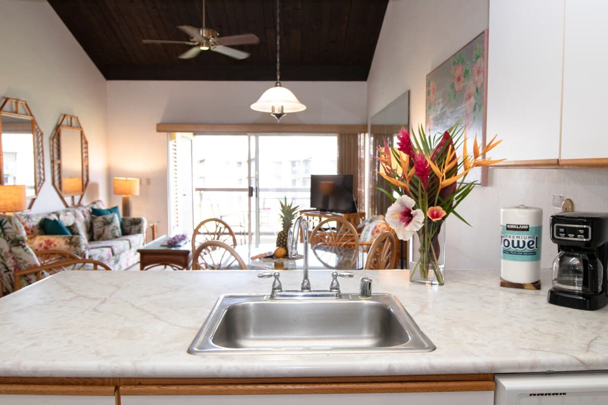 Condo in Kihei · ★4.5 · 2 bedrooms · 4 beds · No bathroom - Photo 3