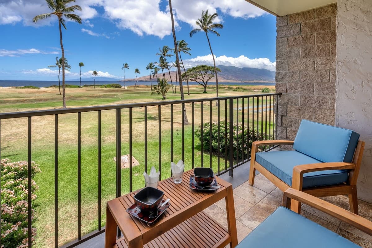 Condo in Kihei · ★4.73 · 2 bedrooms · 4 beds · 2 private baths - Photo 2
