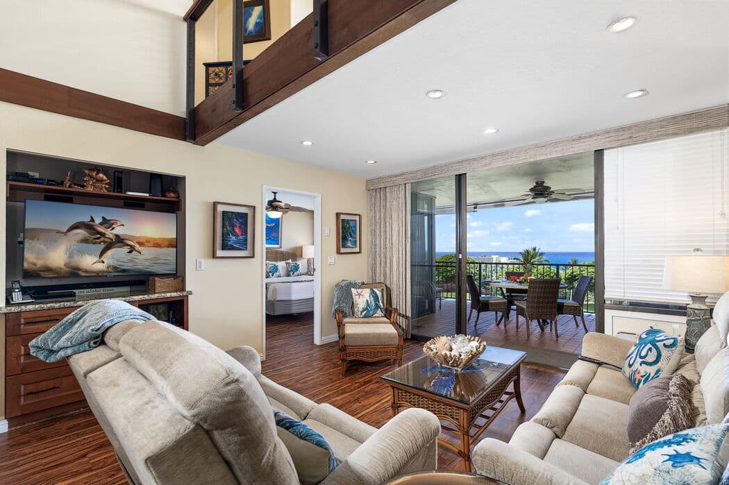 Condo in Kailua-Kona · ★4.88 · 3 bedrooms · 4 beds · 3 baths - Photo 3